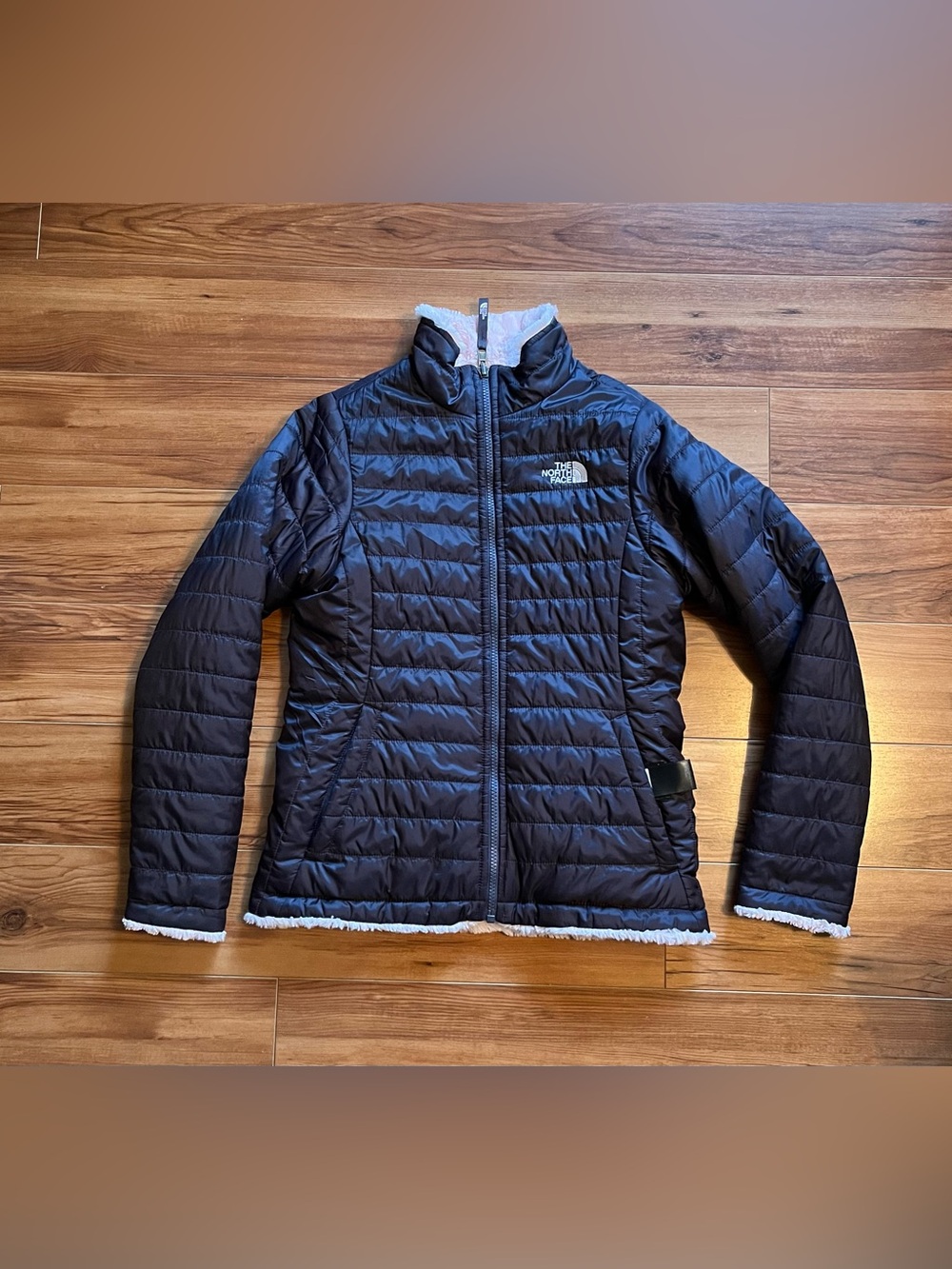 The North Face Girl Black Quilted Puffer Jacket Reversible ( Large 14-16Y)